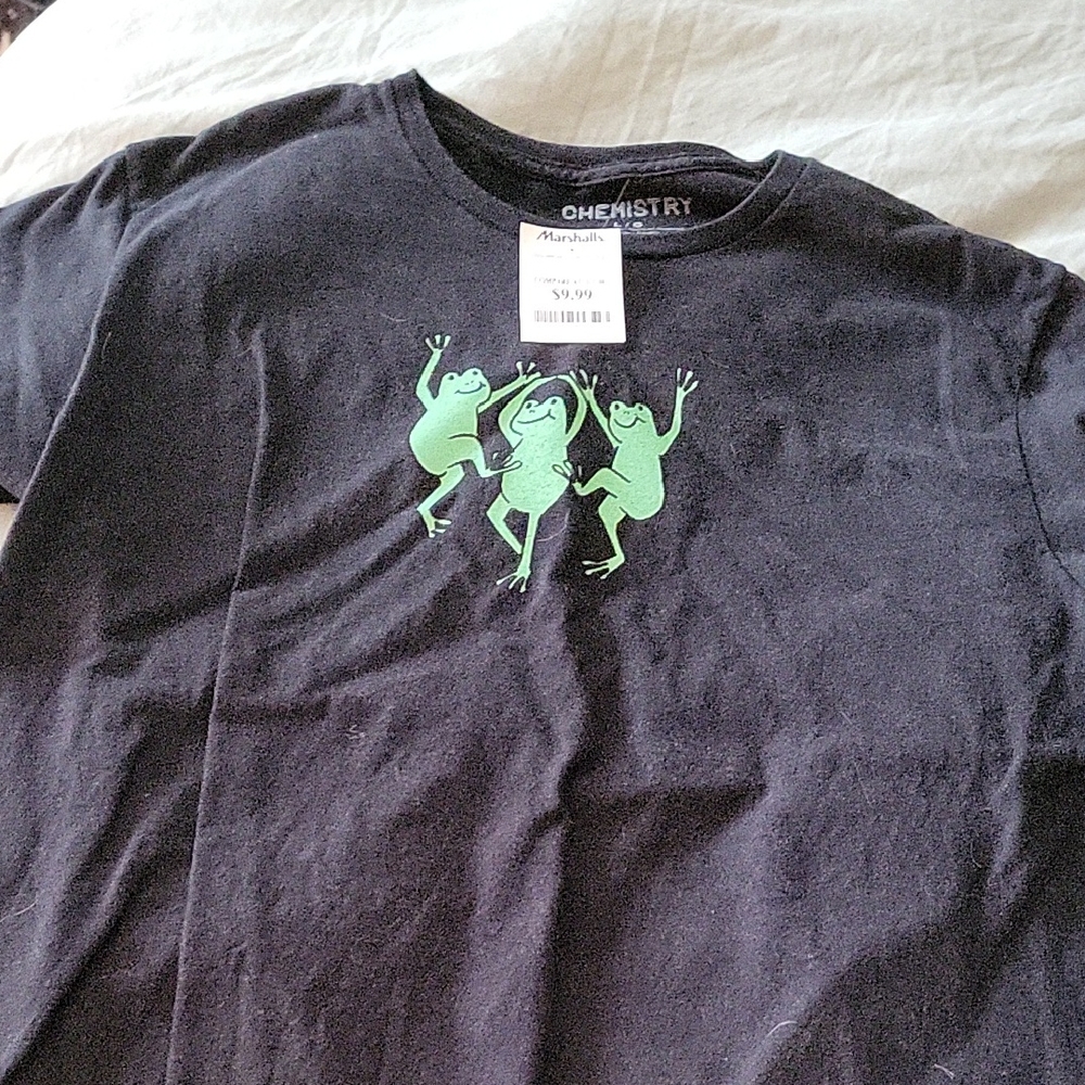 NWT Black T-Shirt With Dancing Frogs Size XL